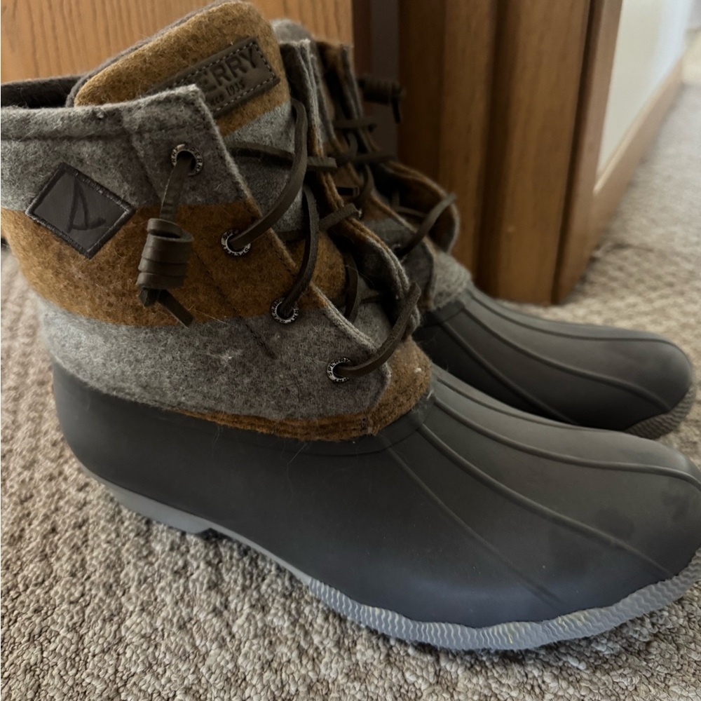 Sperry Charcoal and Tan Duck Boots